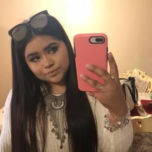 Meet your Posher, Joana